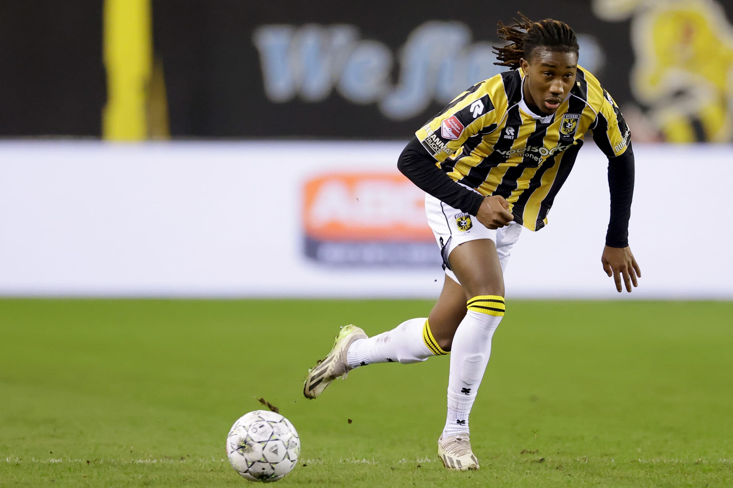 Cover Image for Vitesse vertrouwt op veerkracht en hoopt tegen Willem II de ongeslagen reeks te verlengen