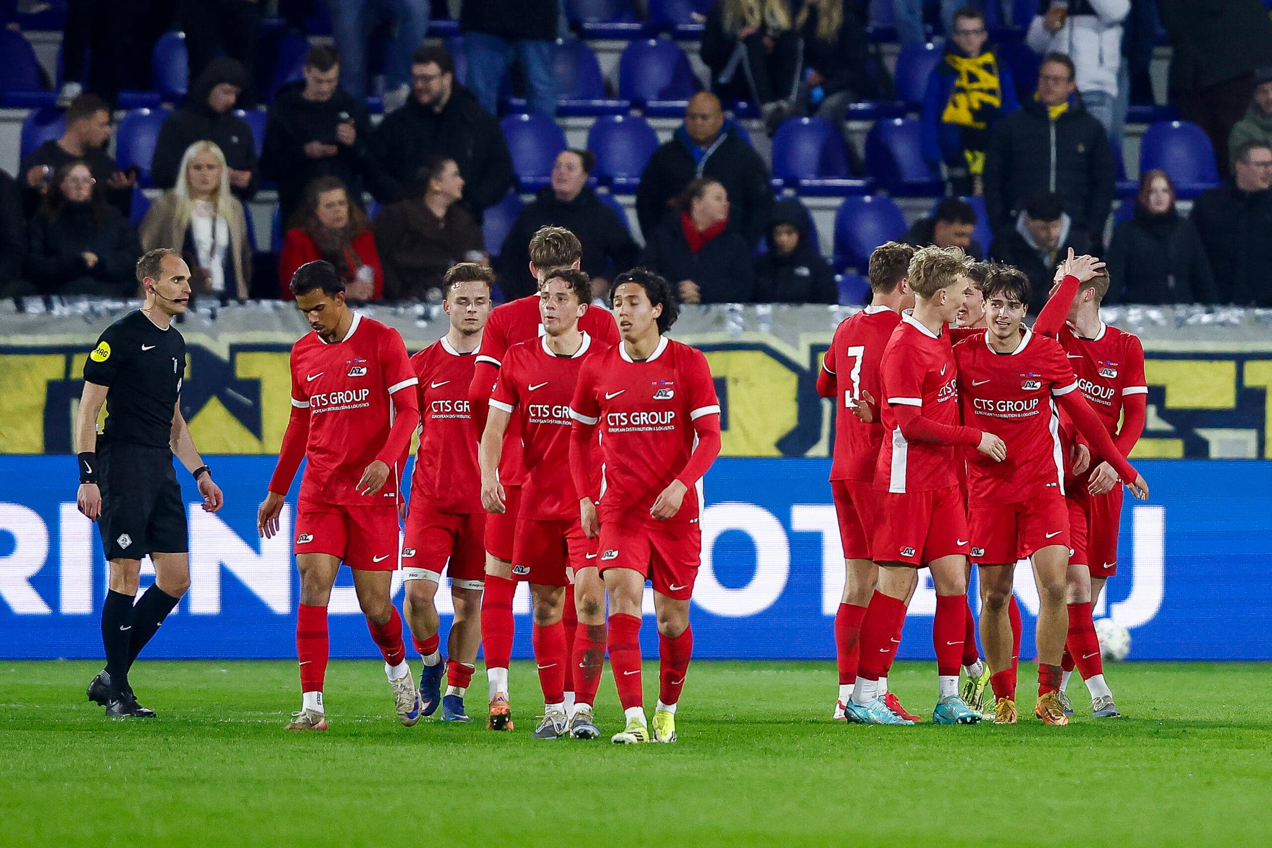 Cover Image for Jong AZ stelt promotiefeest Cambuur voorlopig uit